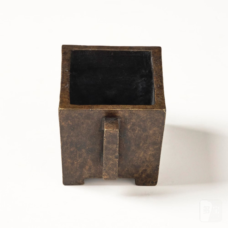 A Rectangular bronze censer with square handles, - 图3